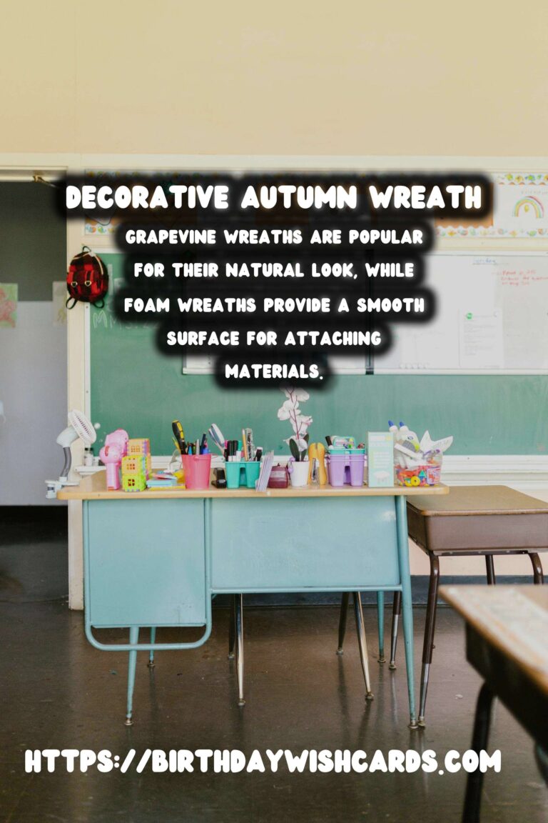 Creative Autumn Wreath Ideas Using Burlap and Fabric